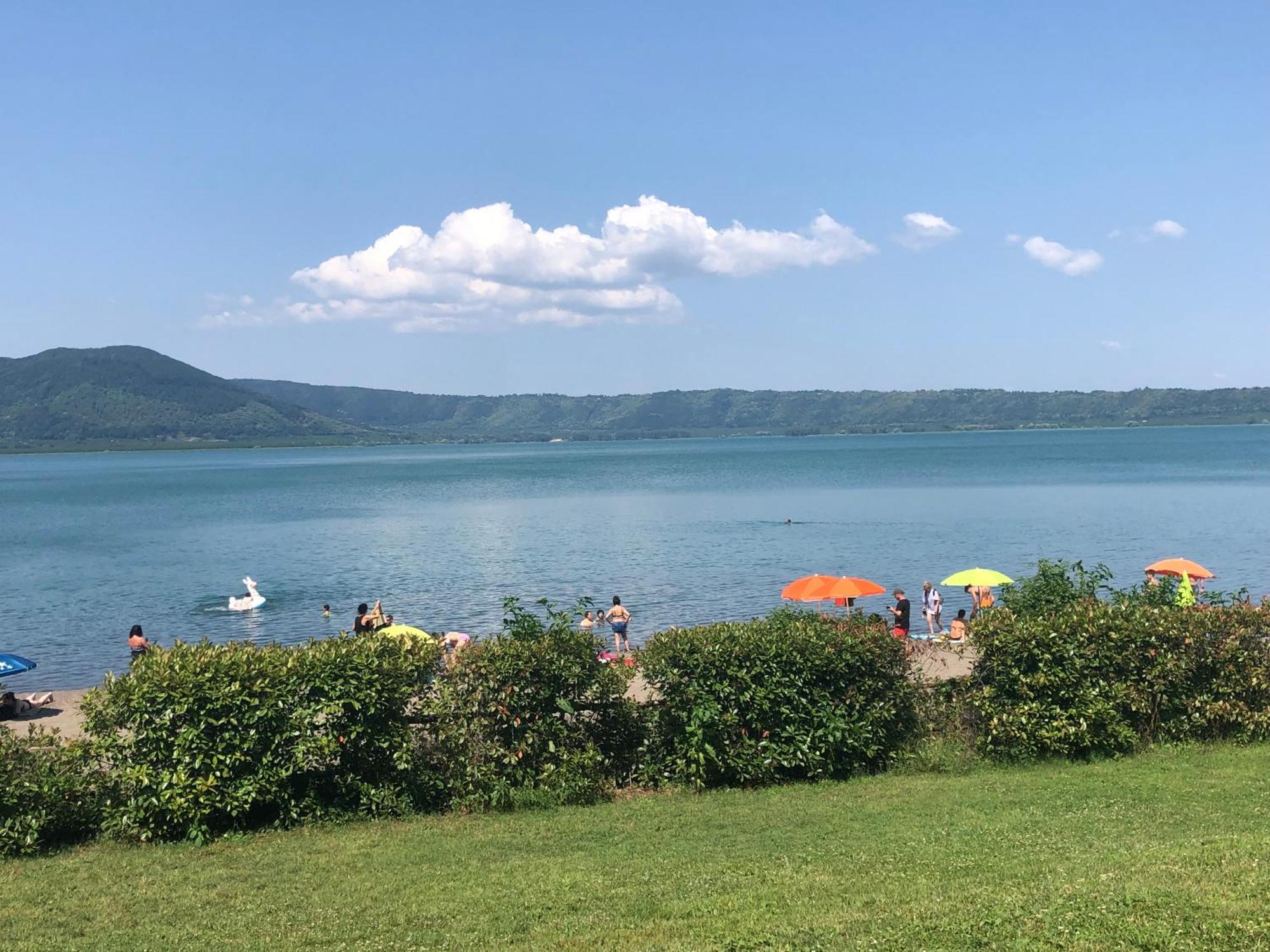 Casale Fedele Family Relax B&B Vicino Al Borgo Ronciglione  Eksteriør billede