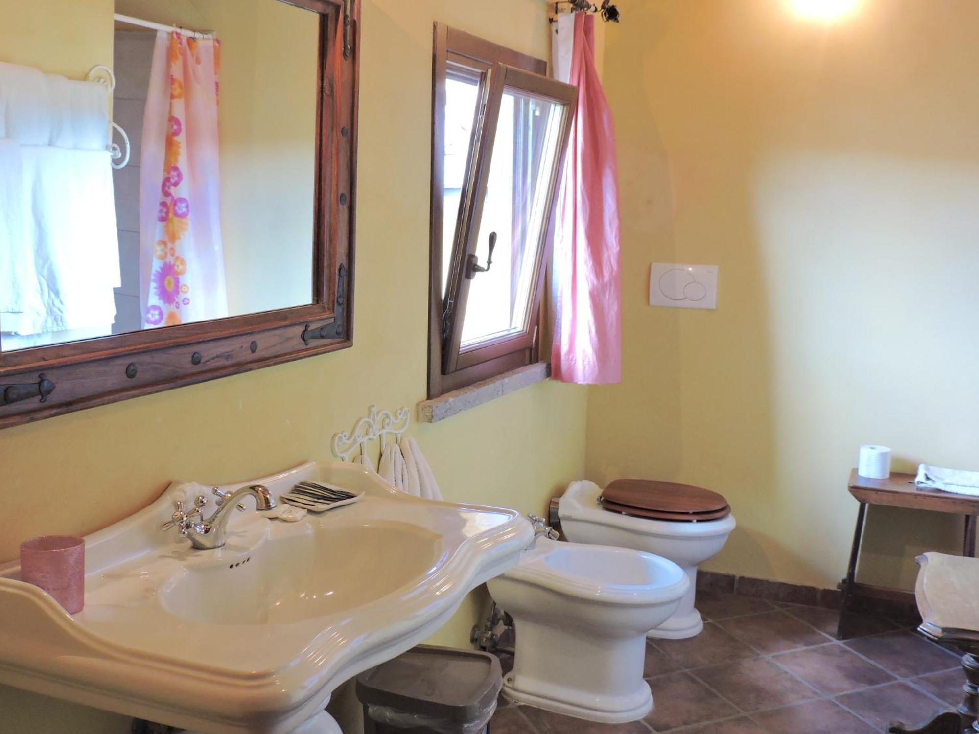 Casale Fedele Family Relax B&B Vicino Al Borgo Ronciglione  Værelse billede