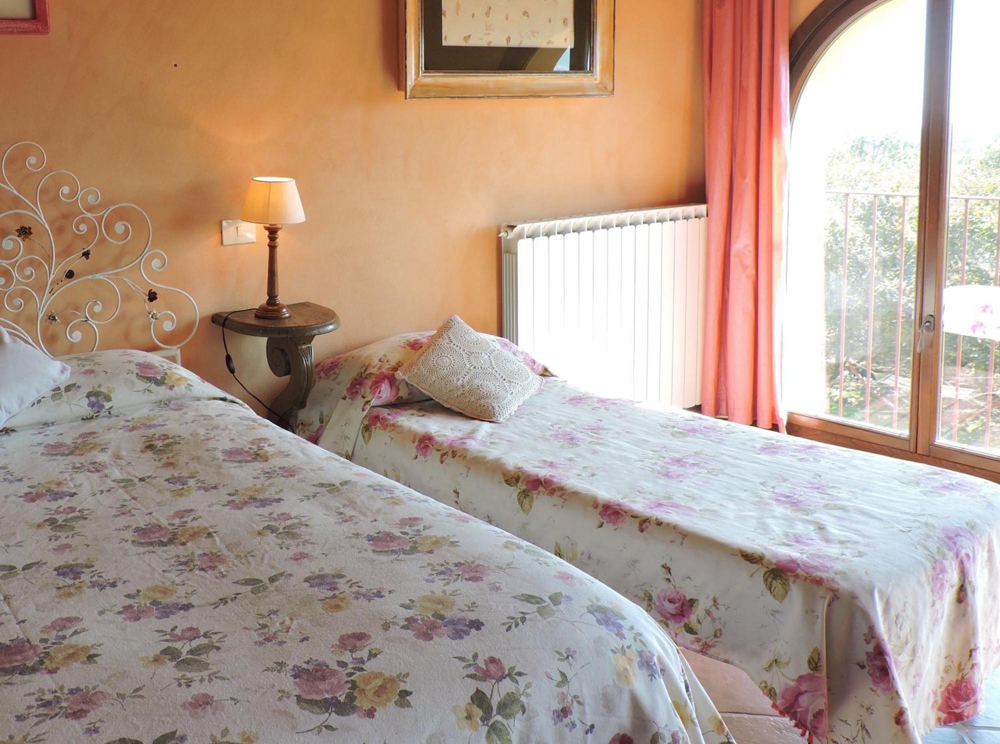 Casale Fedele Family Relax B&B Vicino Al Borgo Ronciglione  Eksteriør billede