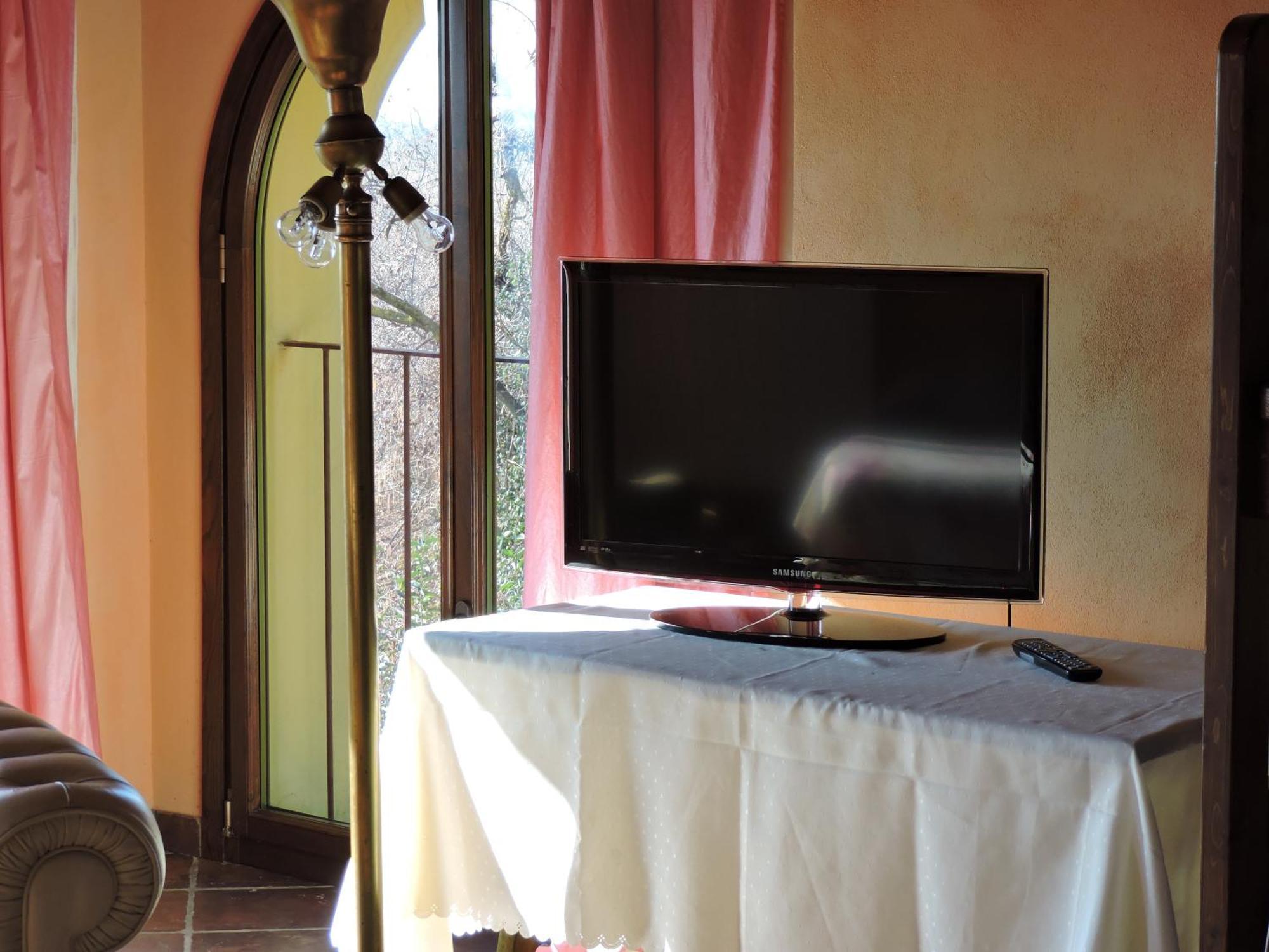Casale Fedele Family Relax B&B Vicino Al Borgo Ronciglione  Eksteriør billede